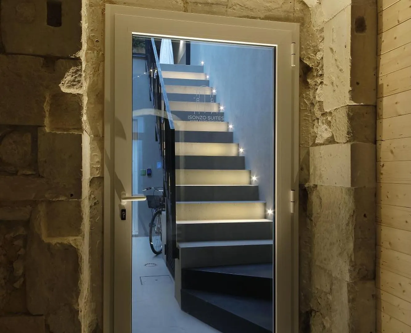 Isonzo Suites Syracuse 0*,